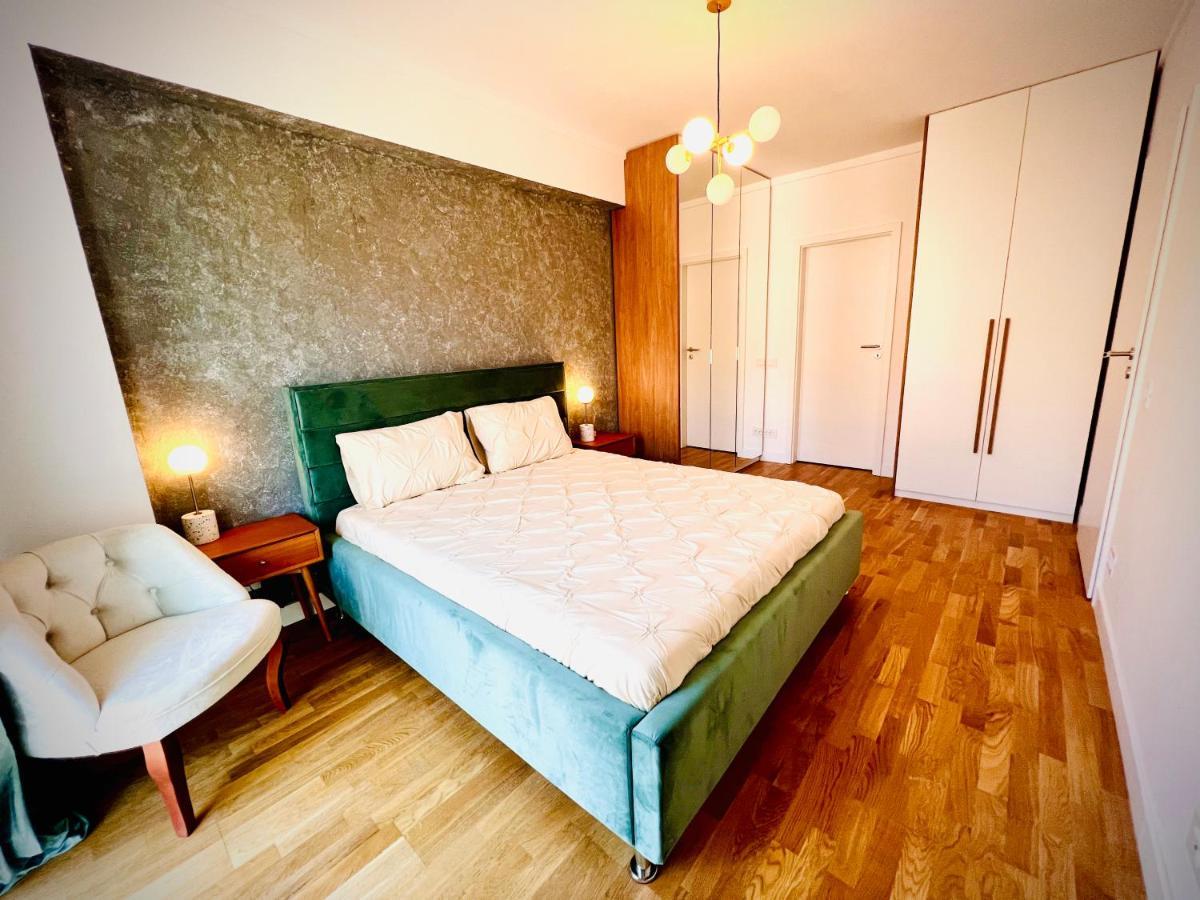 Exquisite - Two Bedroom Apartment บูคาเรสต์ ภายนอก รูปภาพ
